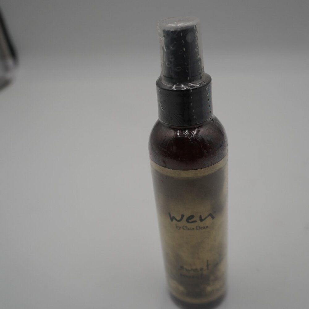 Brand New WEN By Chaz Dean Sweet Almond Mint Replenishing Treatment Mist 6oz.